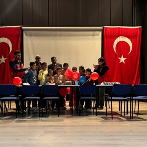 23 Nisan’da Şehit ve Gazi Çocuklarımızla Bir Araya Gelindi - fotoğraf 5