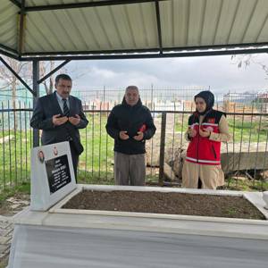 Şehit Kabirleri Ziyaret Edildi - fotoğraf 3