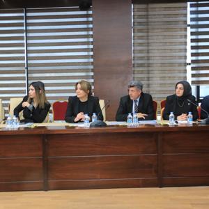 KADINA YÖNELİK ŞİDDETLE MÜCADELEDE İL KOORDİNASYON TOPLANTISI GERÇEKLEŞTİRİLDİ - fotoğraf 2
