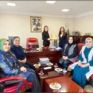 Kadın Hizmetleri Biriminden Emniyet Müdürlüğüne Ziyaret - fotoğraf 1