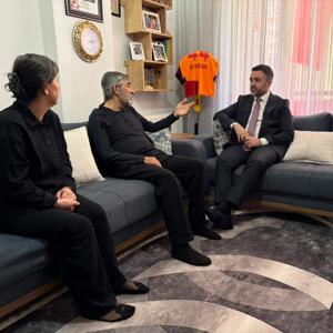 İl Müdürümüz Sn. Ömer Turan, Annesi Vefat Eden İl Müdür Yardımcımız Sn. Hamdi Şahin’e Taziye Ziyaretinde Bulundu - fotoğraf 1