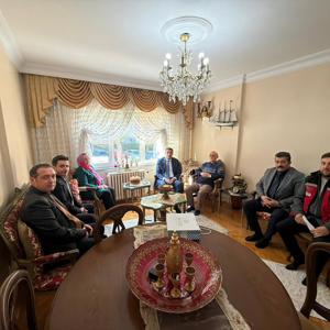 Aziz Şehitlerimizin Yakınları ile Kahraman Gazilerimize Yönelik Vefa Ziyaretleri Sosyal Hizmet Merkezlerimiz Tarafından Gerçekleştiriliyor - fotoğraf 1