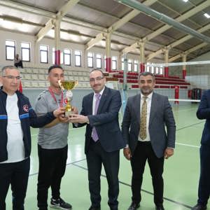Personeller Arası 2. Voleybol Turnuvası'nda Ödüller Sahiplerini Buldu! - fotoğraf 6