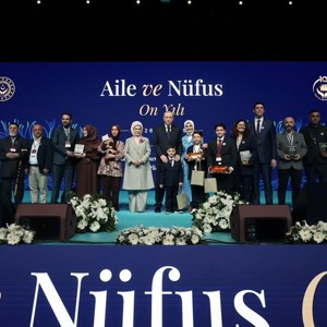 Cumhurbaşkanı Erdoğan ve Bakanımız Göktaş, Aile ve Nüfus 10 Yılı Vizyon Tanıtım Programı'na katıldı - fotoğraf 7