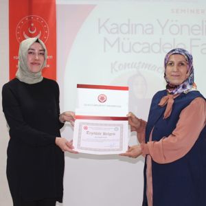 Üniversite Öğrencilerine Yönelik Şiddetle Mücadele Eğitimi Düzenlendi - fotoğraf 2