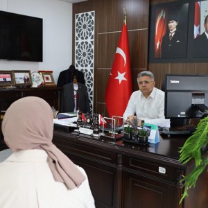 Pazartesi Günleri Çalışma Arkadaşlarımızı Dinliyoruz - fotoğraf 1