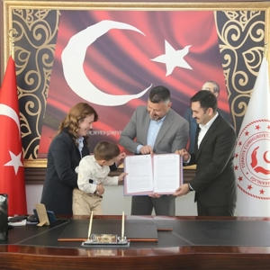 Çalışma Arkadaşımız Koruma Altındaki Çocuğumuza Koruyucu Aile Oldu - fotoğraf 1