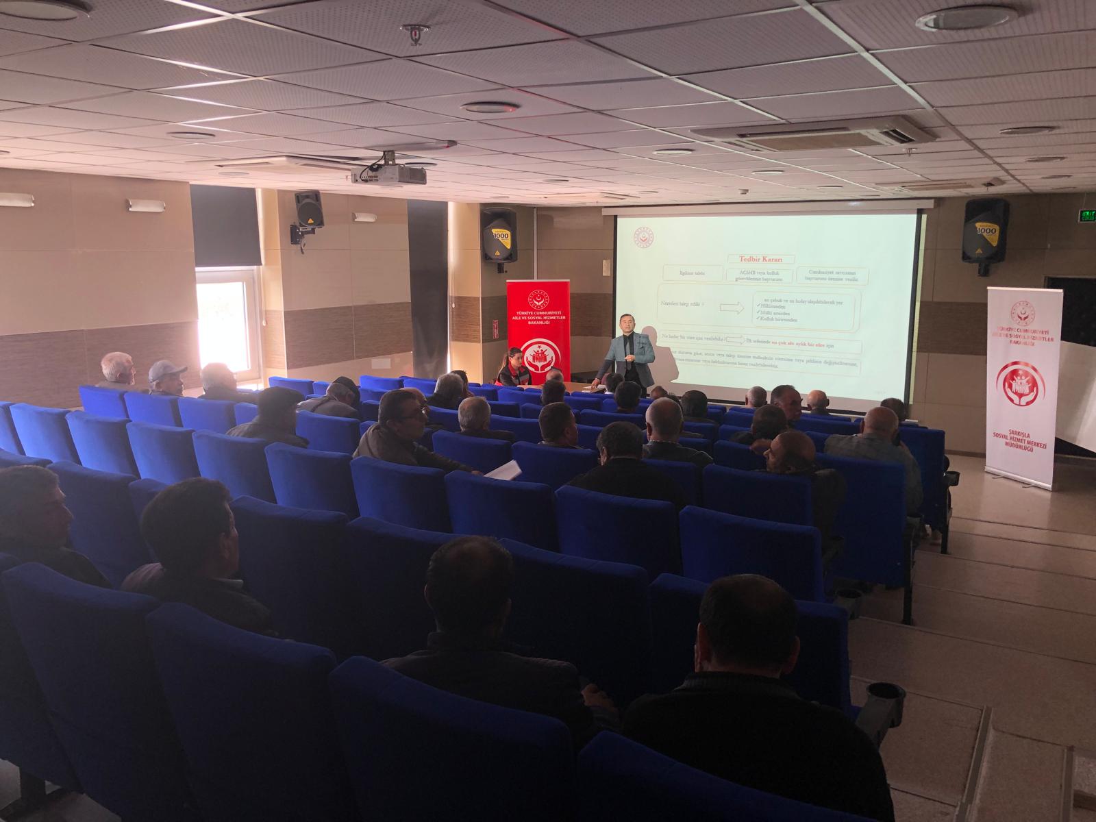 Şarkışla’da Köy Muhtarlarına Yönelik Eğitim Programı Düzenlendi