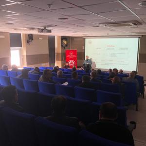Şarkışla’da Köy Muhtarlarına Yönelik Eğitim Programı Düzenlendi - fotoğraf 2