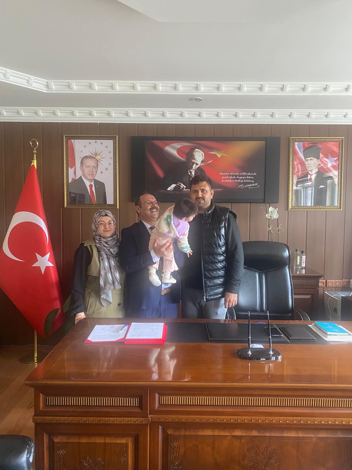 “Sevgiyle Değişen Hayatlar: Koruyucu Aile Olmak”