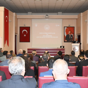 Sosyal Risk Haritaları ve Aile Rehberi, Çocuklar Güvende Sistemleri Tanıtım Toplantısı Gerçekleştirildi - fotoğraf 7