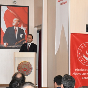 Sosyal Risk Haritaları ve Aile Rehberi, Çocuklar Güvende Sistemleri Tanıtım Toplantısı Gerçekleştirildi - fotoğraf 10