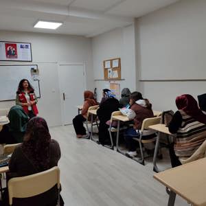 Tek Ebeveynli Aileler İçin Eğitim Programı Düzenlendi - fotoğraf 2