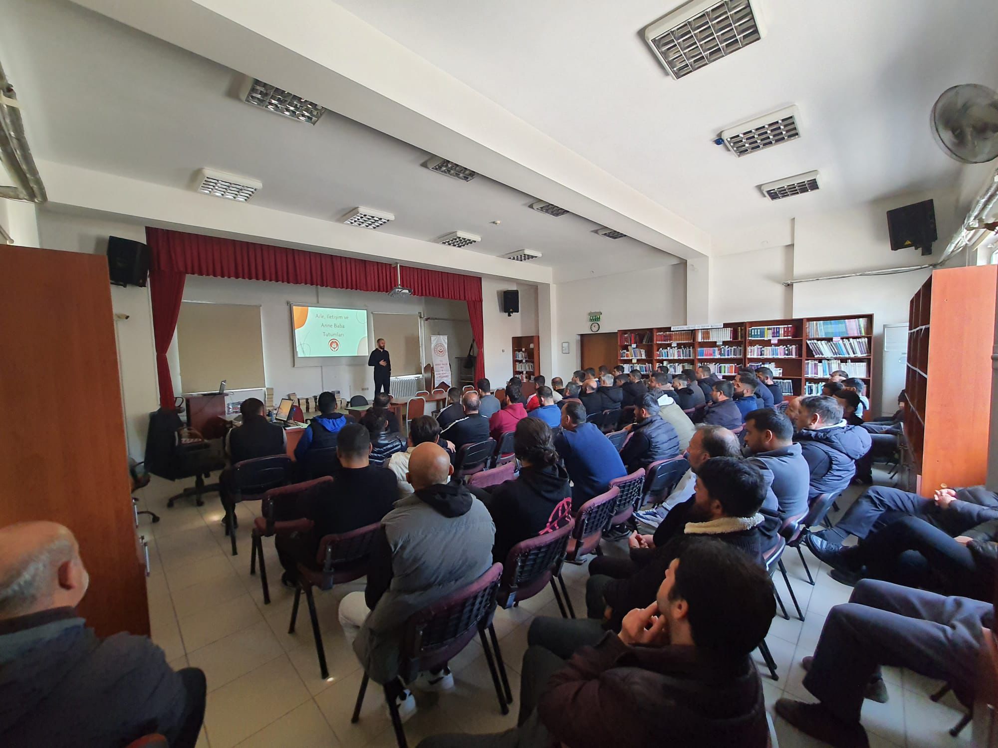Sarayköy Açık Ceza İnfaz Kurumunda “Aile İçi İletişim” Eğitimi Gerçekleştirildi