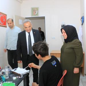 İL MÜDÜRÜMÜZ ÖMER FARUK ERGÜN İHTİSASLAŞTIRILMIŞ ÇOCUK EVLERİ SİTESİNİ ZİYARET ETTİ - fotoğraf 1