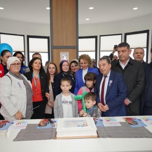 Fatsa'da 2 Nisan Dünya Otizm Farkındalık Günü Etkinliği Gerçekleştirildi - fotoğraf 7