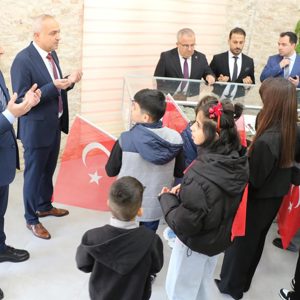 Vefanın En Güzel Hali: Minik Yüreklerle Şehitlik Ziyareti - fotoğraf 14