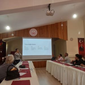 Geçici Koruyucu Aile Hizmetinin Yaygınlaştırılması İçin Eğitim Programı Gerçekleştirildi - fotoğraf 3