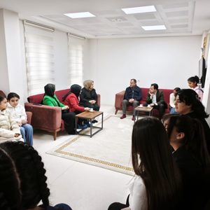 Adil Bucak Çocuk Evleri Sitemizdeki Çocuklarımızla Bayramlaştık. - fotoğraf 2