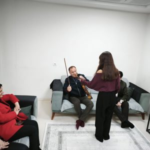 Adil Bucak Çocuk Evleri Sitemizdeki Çocuklarımızla Bayramlaştık. - fotoğraf 3