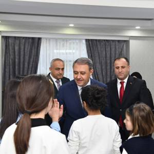 Necip Fazıl KISAKÜREK Çocuk Evimizde  Bayram Coşkusu  - fotoğraf 2