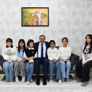 Necip Fazıl KISAKÜREK Çocuk Evimizde  Bayram Coşkusu  - fotoğraf 6