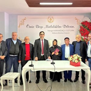 Huzurevinde Anlamlı Evlilik Birliği - fotoğraf 3