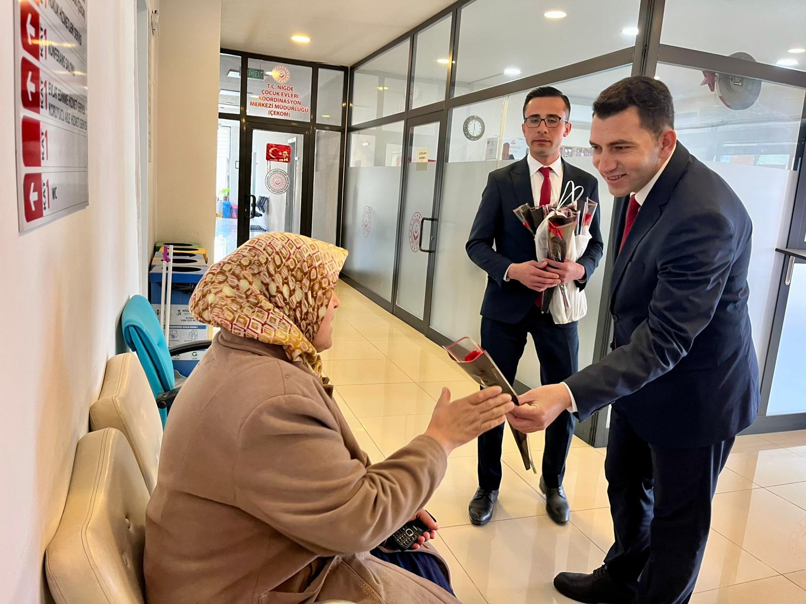 📌Anneler Günü