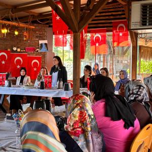 Anneler Günü Münasebetiyle Şehit Anneleri ve Eşleriyle Anlamlı Buluşma. - fotoğraf 10