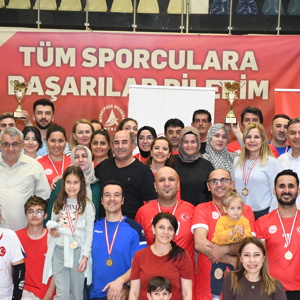3. Geleneksel Aile Voleybol Turnuvamızı Coşkulu Finalle Tamamlandık - fotoğraf 38