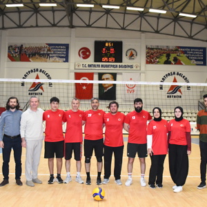 3. Geleneksel Aile Voleybol Turnuvamızı Coşkulu Finalle Tamamlandık - fotoğraf 14