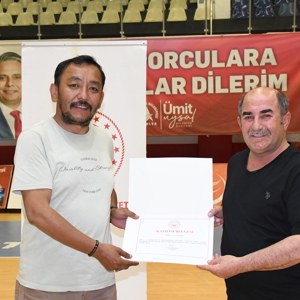 3. Geleneksel Aile Voleybol Turnuvamızı Coşkulu Finalle Tamamlandık - fotoğraf 22