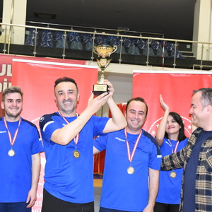 3. Geleneksel Aile Voleybol Turnuvamızı Coşkulu Finalle Tamamlandık - fotoğraf 8