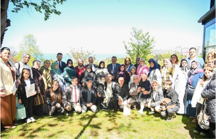 Anneler Günü Dolayısıyla Şehitlerimizin Kıymetli Anneleri İçin Anlamlı Bir Program Düzenlendi.
