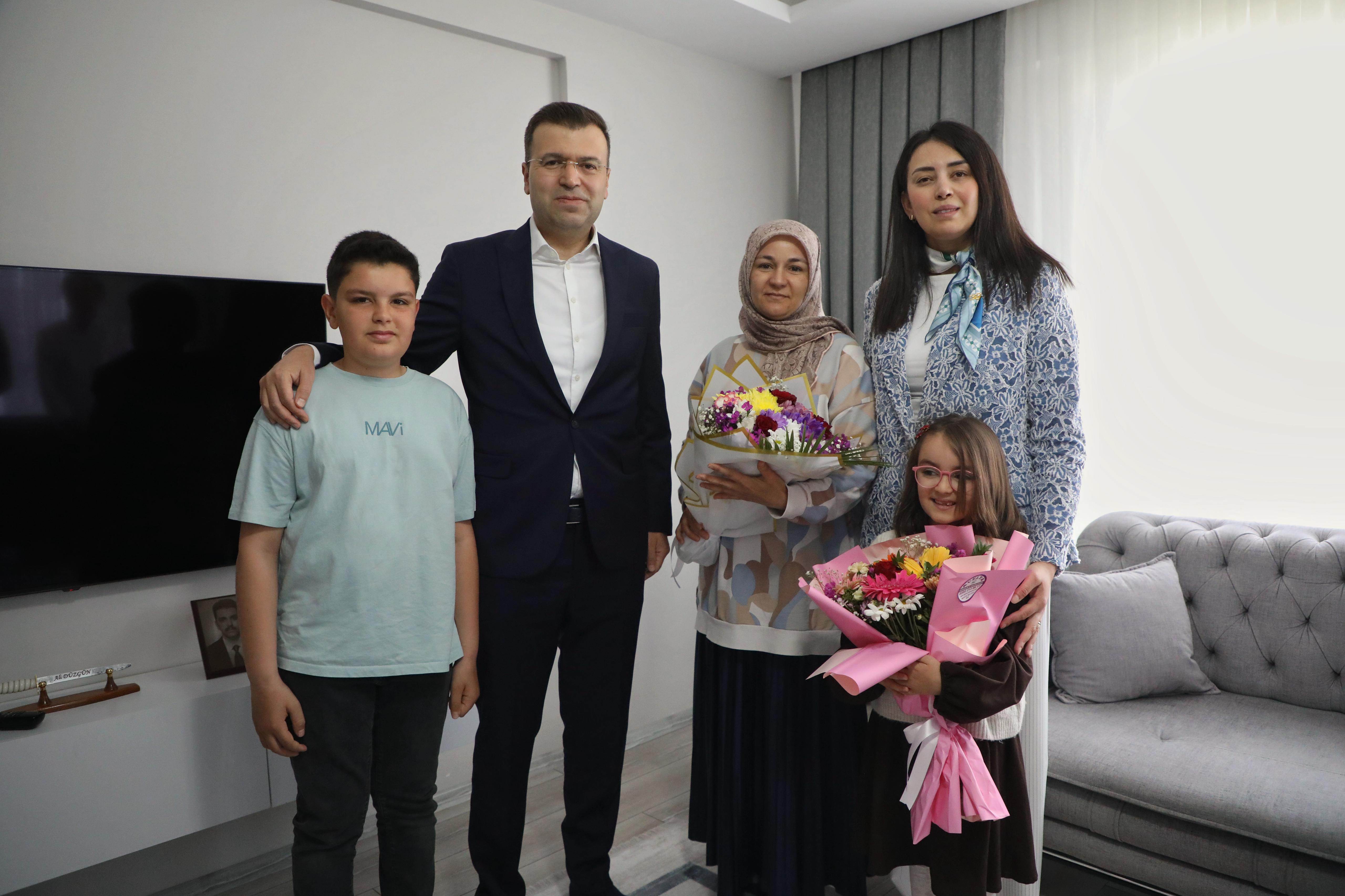 📌Anneler Günü