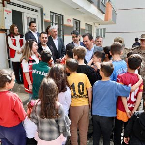 Valimiz Sayın Ahmet Karakaya’dan Anneler Günü’nde Şehit Ailelerimize Vefa Ziyareti - fotoğraf 3