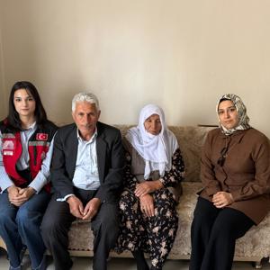  Anneler Günü Münasebetiyle Şehit Annelerimize ve Ailelerimize Anlamlı Ziyaretler - fotoğraf 4
