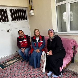  Anneler Günü Münasebetiyle Şehit Annelerimize ve Ailelerimize Anlamlı Ziyaretler - fotoğraf 8