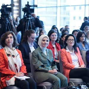 Bakanımız Göktaş, BM Avrupa ve Asya Bakım Forumu'nda konuştu - fotoğraf 2