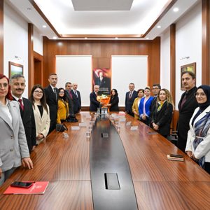 Valimiz Sayın Uğur TURAN’ ı 10-16 Mayıs Engelliler Haftası Münasebetiyle Ziyaret Ettik. - fotoğraf 1