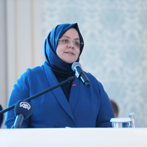 Bakan Selçuk, AK Parti Ankara İl Başkanlığı Engelliler Koordinasyon Merkezi tarafından düzenlenen "Engelsiz Türkiye" programına katıldı - fotoğraf 1