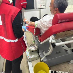 Kan Bağışı Etkinliği - fotoğraf 3