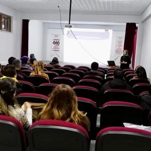 Bingöl Harikalar Diyarı Kreş ve Gündüz Bakımevi Öğretmen Ve Velilerine “Çocuklarda İstendik Davranış Geliştirme Yöntemleri” Semineri Verildi - fotoğraf 1