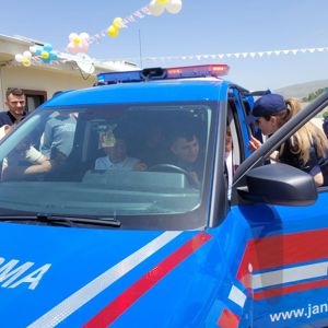 10-16 Mayıs Engelliler Haftası vesilesiyle, İl Müdürlüğümüze bağlı Engelsiz Yaşam ve Rehabilitasyon Merkezi Müdürlüğümüz tarafından anlamlı bir etkinlik gerçekleştirildi. - fotoğraf 22