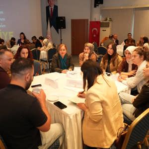 Ankara’da Roman Vatandaşlara Yönelik Strateji Belgesi Kapsamında İl Çalıştayı Düzenlendi - fotoğraf 4