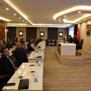 Kadına Yönelik Şiddetle Mücadele Koordinasyon Toplantısı, Vali Deniz Başkanlığında Yapıldı - fotoğraf 2