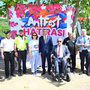 10-16 Mayıs Engelliler Haftası dolayısıyla 3. AntFest Engelli, Aile Toplum ve Gençlik Festivali, gerçekleştirildi - fotoğraf 6