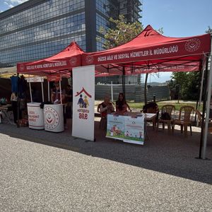 Düzce Üniversitesi tarafından düzenlenen DÜFEST Öğrenci Festivali’nde Stant Açıldı. - fotoğraf 3