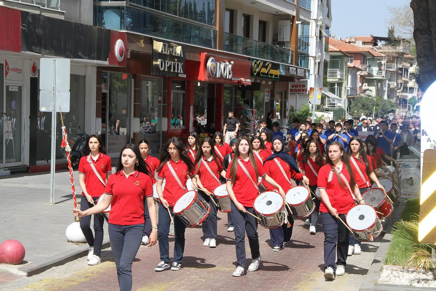 Kula’da Engelliler Haftası Kapsamında Farkındalık Programı Gerçekleştirildi