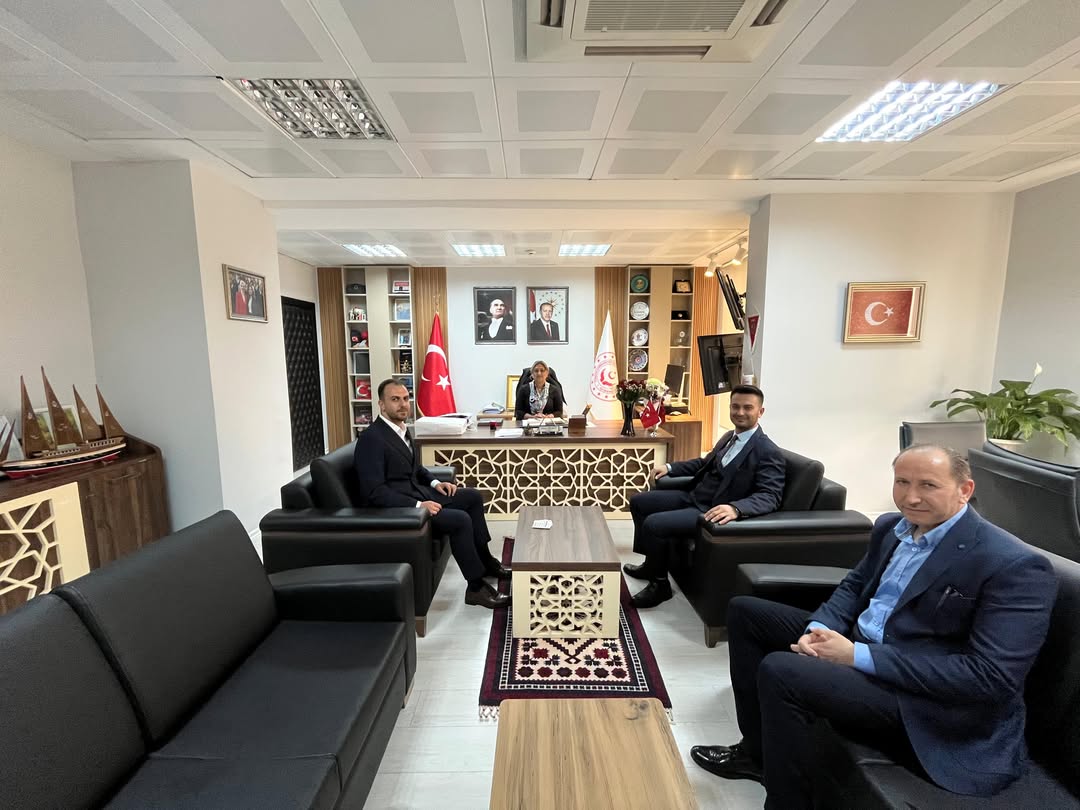İl Müdürümüz Sayın Emine BÖÇKÜN; Sosyal Hizmetler Sendikası Heyetini Makamında Ağırladı